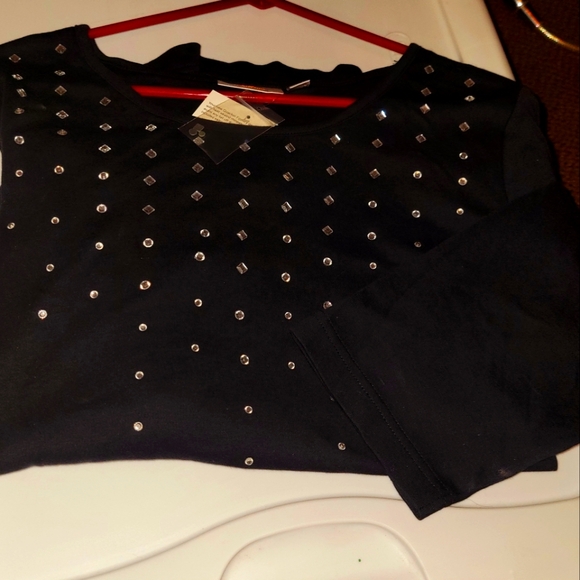 NWT Quaker Factory blouse with diamond gemstones - Picture 5 of 9